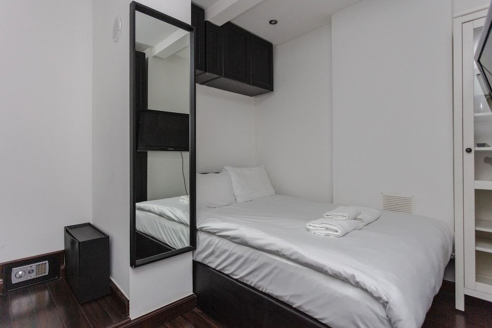 undefined Stylish Apartment in the Heart of Shoreditch