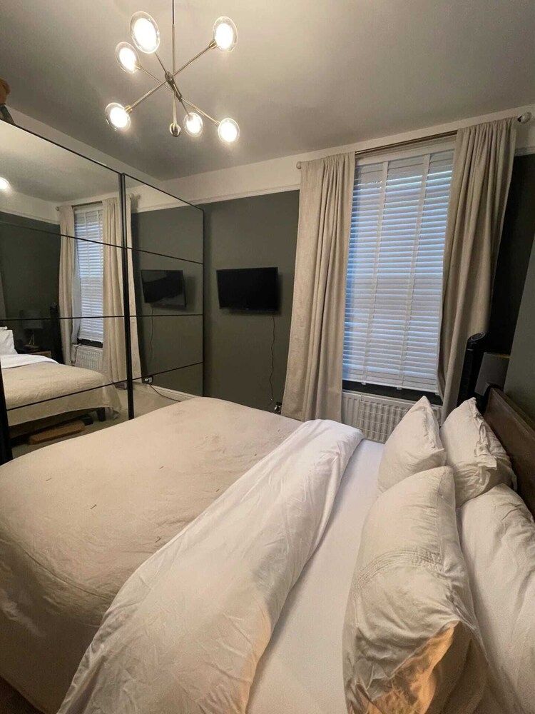 undefined Lovely 2 Bedroom Apartment Close to Putney Riverside 7