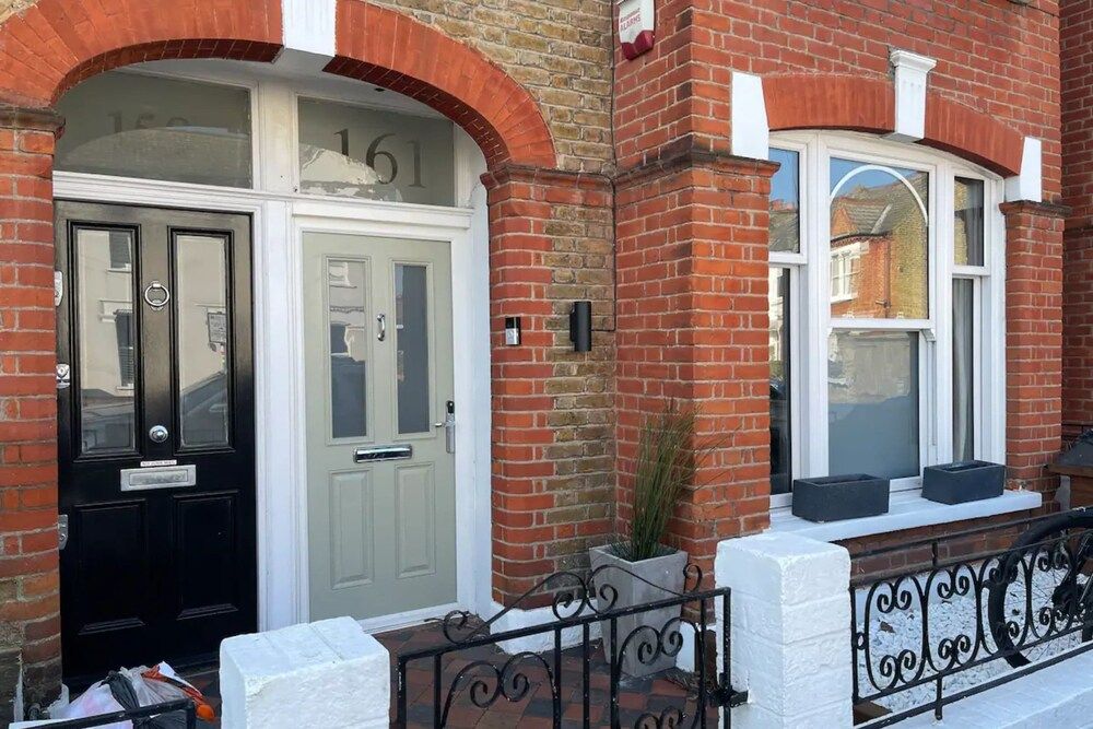 undefined Lovely 2 Bedroom Apartment Close to Putney Riverside