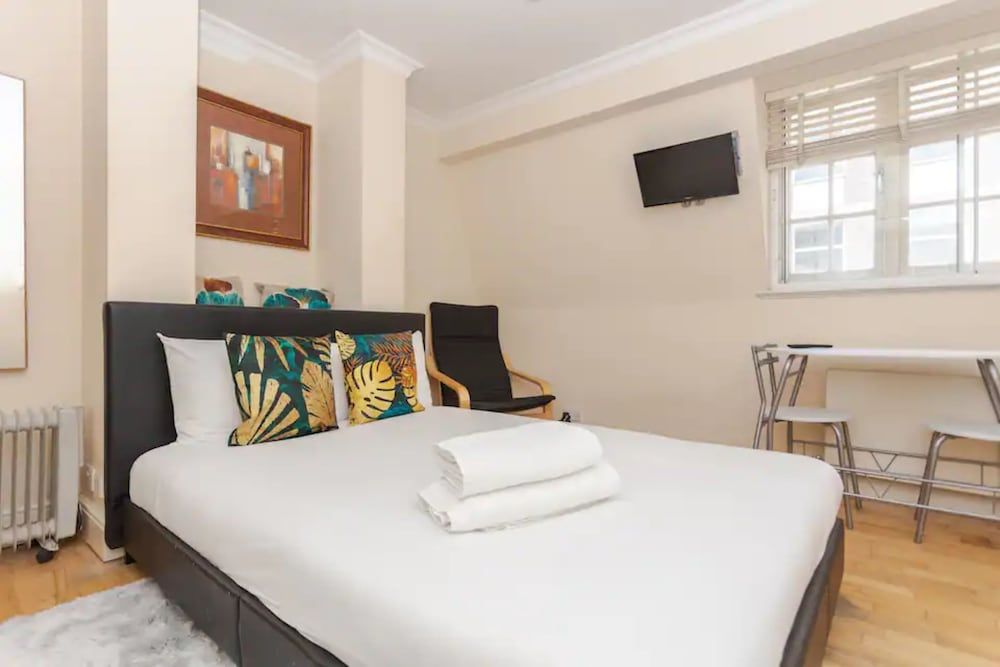 undefined Comfy Studio Apartment Near Trendy Shoreditch 2