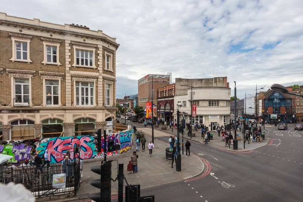 Homely 1 Bedroom Apartment in the Heart of Vibrant Camden Basic Apartment, 1 Double Bed with Sofa bed 19