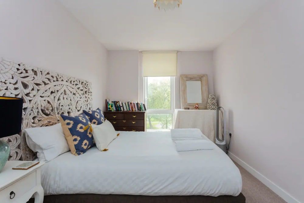 undefined Eclectic 2 Bedroom Apartment in Shoreditch With a Balcony 3