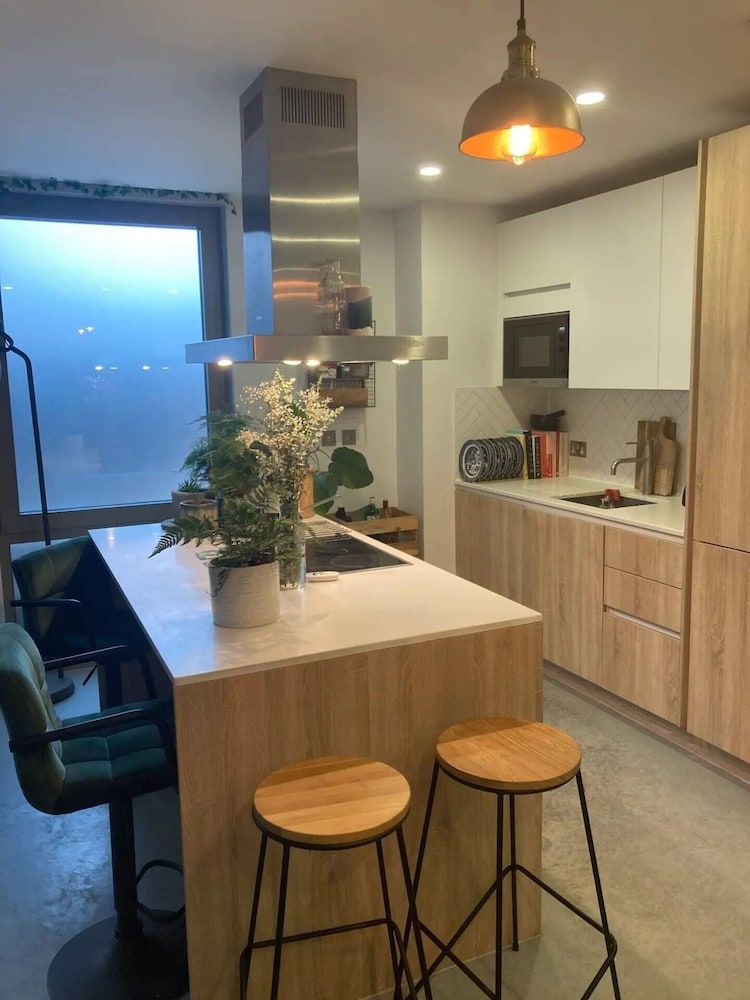 undefined Pet Friendly 1 Bedroom Apartment in London Fields 7