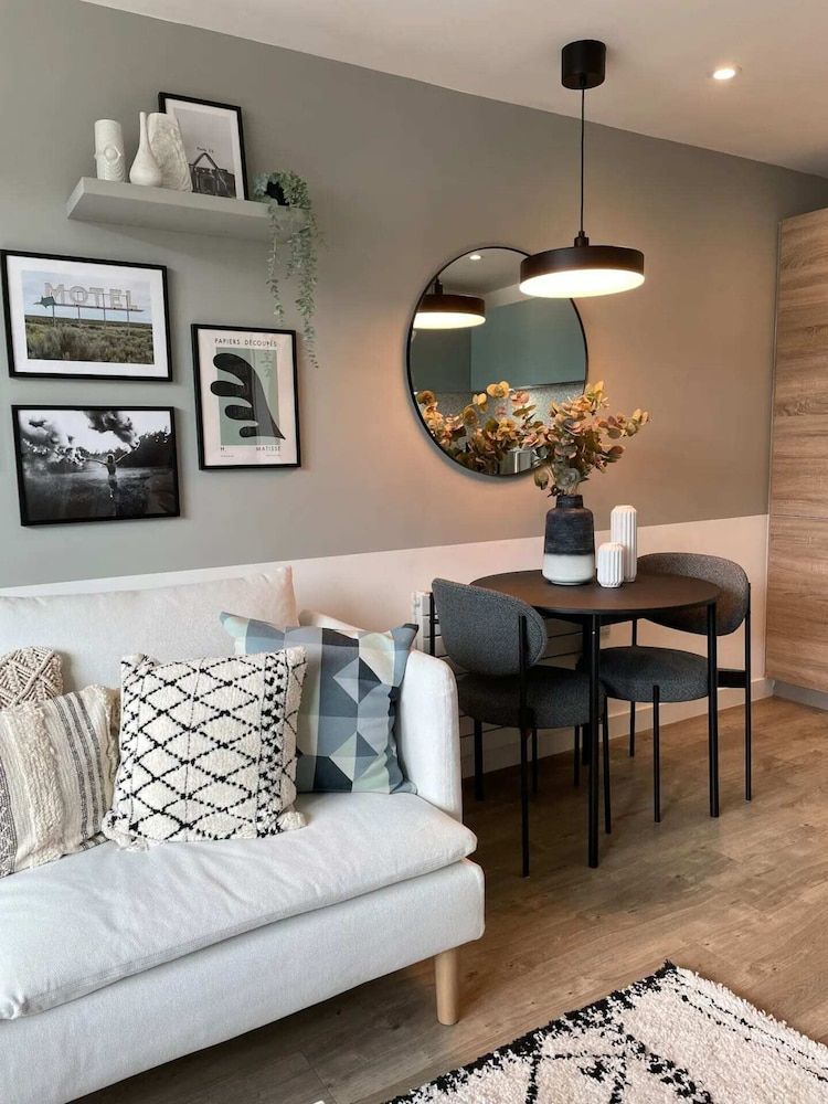 undefined Chic 1 Bedroom Apartment Near Tooting Broadway 8