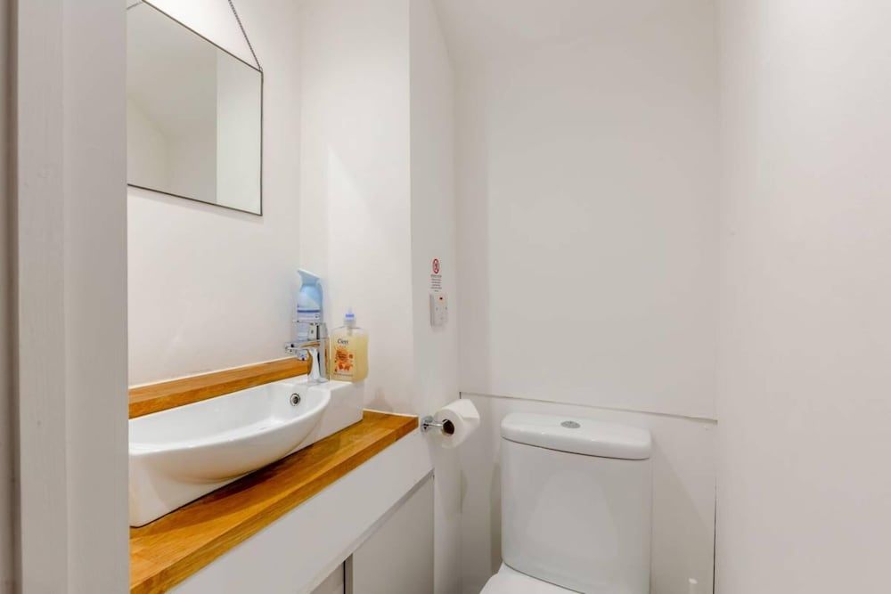 Cosy 1 Bedroom Apartment Near Wimbledon Station Basic Apartment, 1 King Bed 14