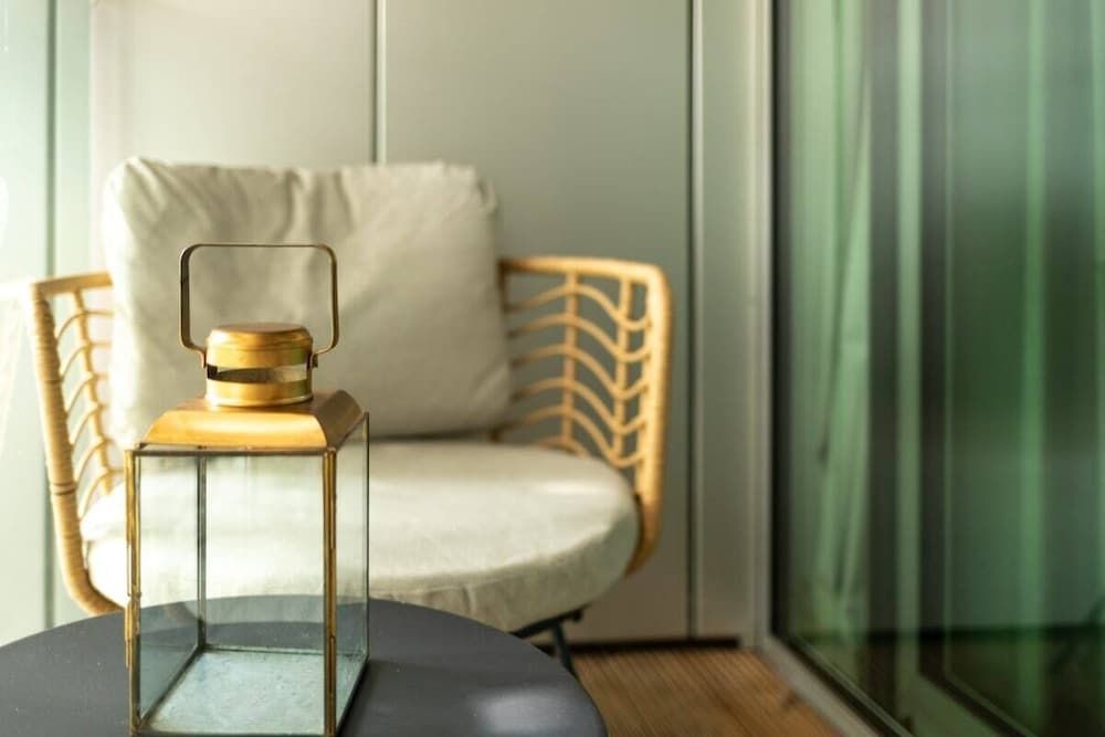 undefined The Aurora's Nest - Lovely 3bdr With Balcony and Study Room 10