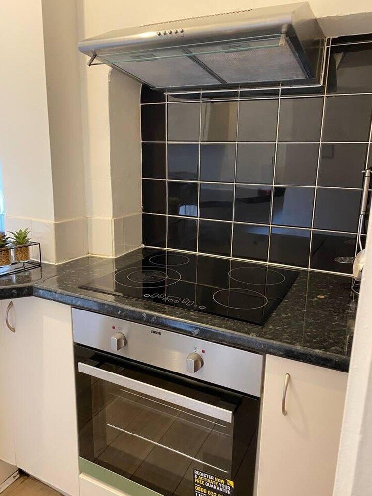 Lovely 1-bed Apartment in London - View of Shard Apartment 12