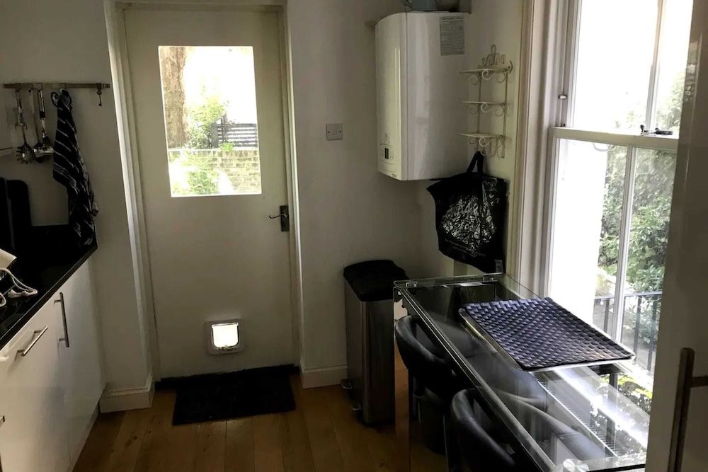 undefined Spacious 1 Bedroom Apartment in Earls Court 5