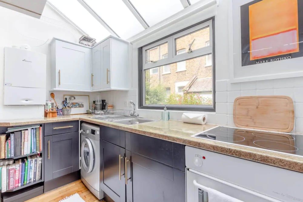 undefined Cosy 1 Bedroom Apartment in West Kensington 8