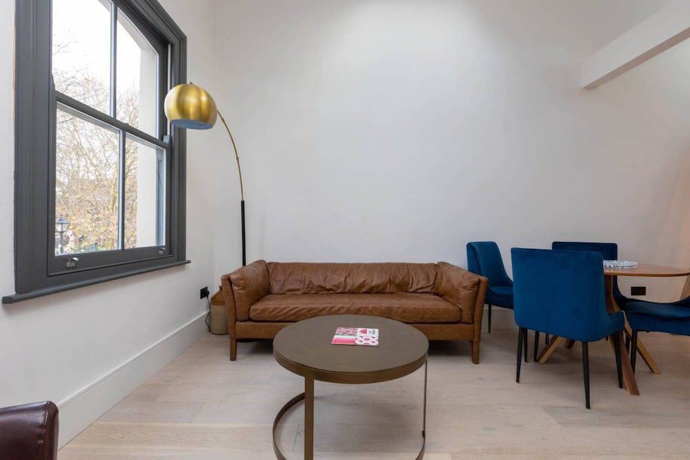 undefined Contemporary 2 Bedroom Apartment on Columbia Road 5