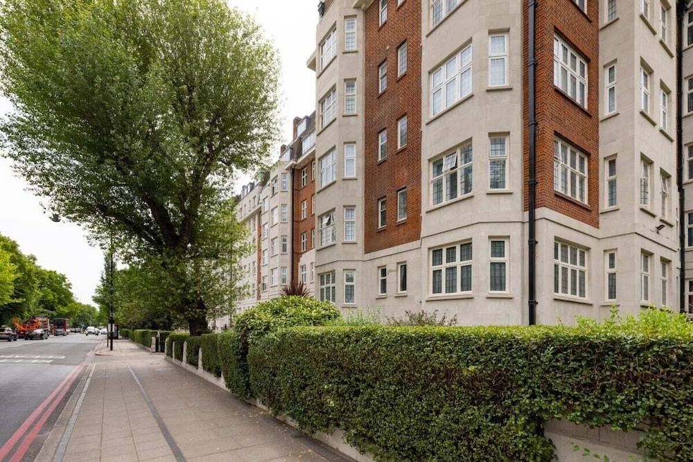 undefined The St Johns Wood Classic - Snazzy 2bdr Flat 3