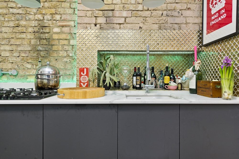 undefined Stunning one Bedroom Flat With Large Terrace in Chiswick by Underthedoormat 3