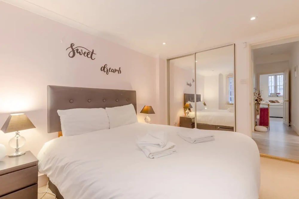 undefined Stylish 1 Bedroom Apartment in Pimlico With Lovely Garden 8