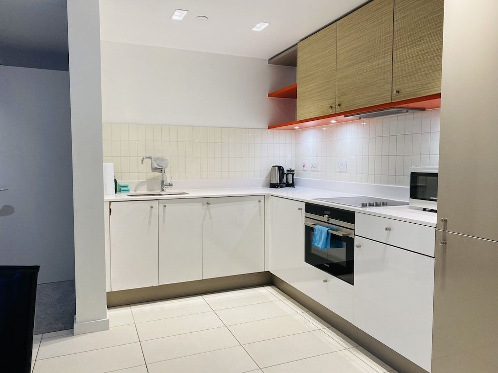 undefined Charming 1-bed Apartment in London 3