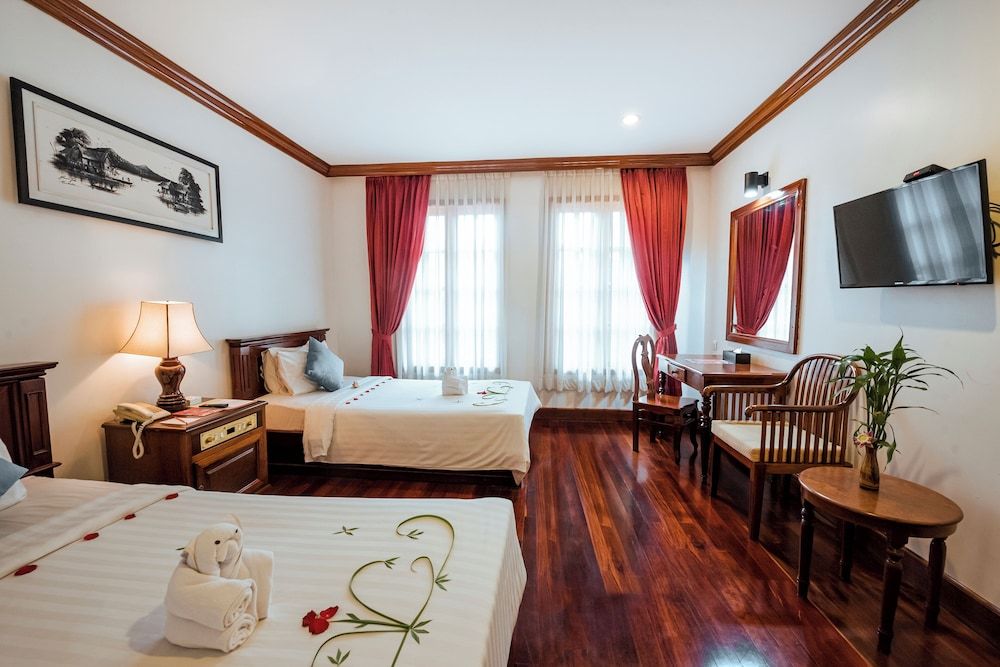 Royal Crown Hotel & Spa Deluxe Twin Room 2