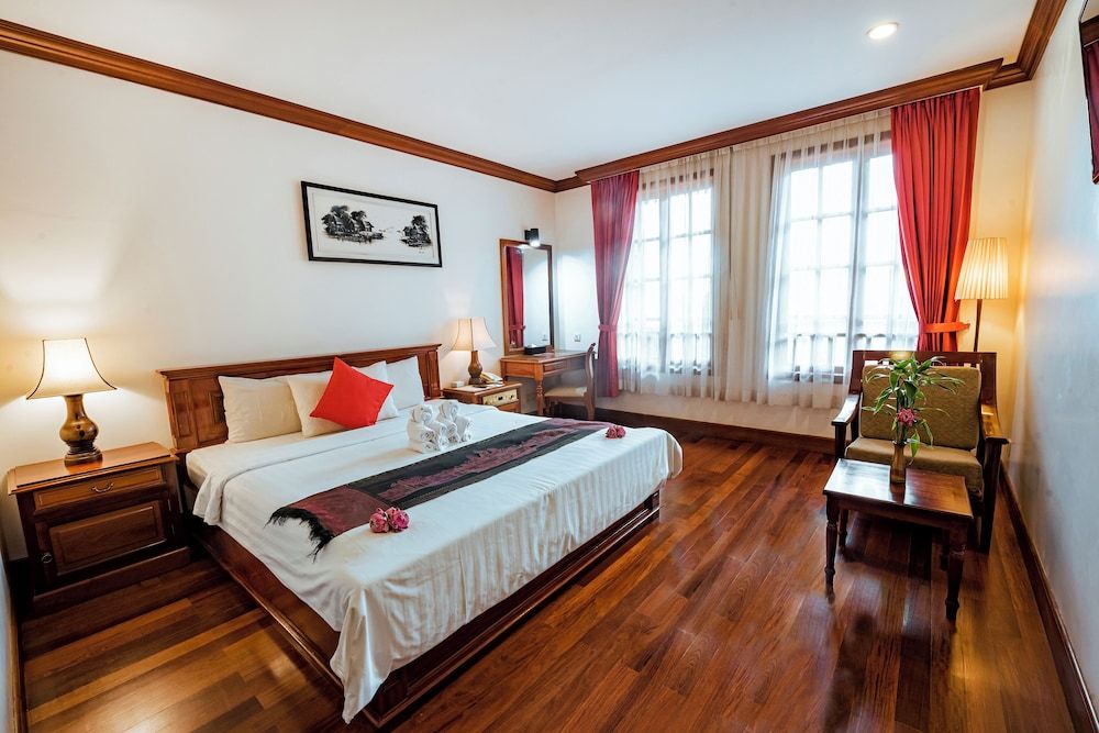 Royal Crown Hotel & Spa Deluxe Double Room 5