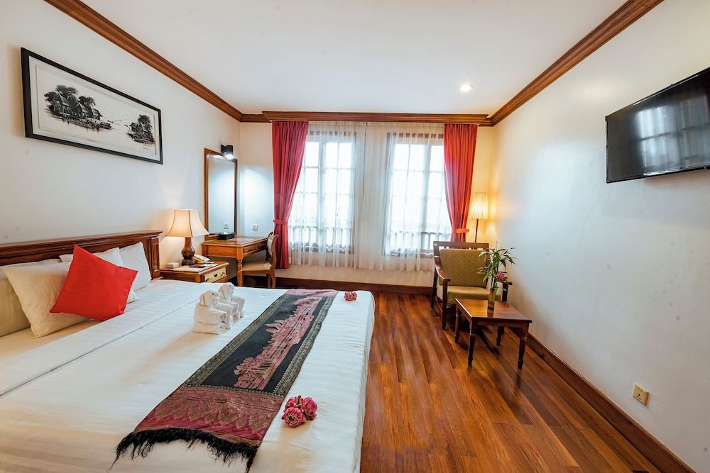 Royal Crown Hotel & Spa Deluxe Double Room