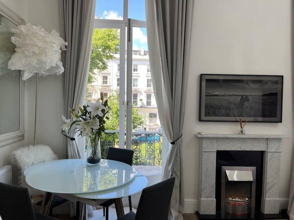 2-4 Bedroom 2 Roof Terraces Prime Notting Hill Apartment 14