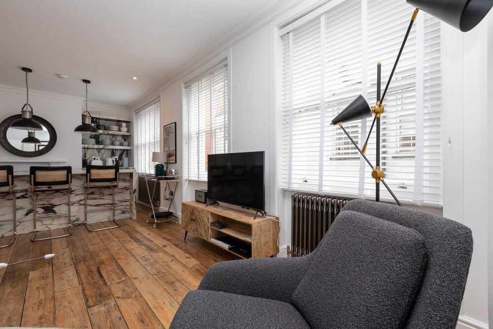 Stylish 2 Bedroom Apartment Near Oxford Street Basic Apartment, 2 Double Beds 30