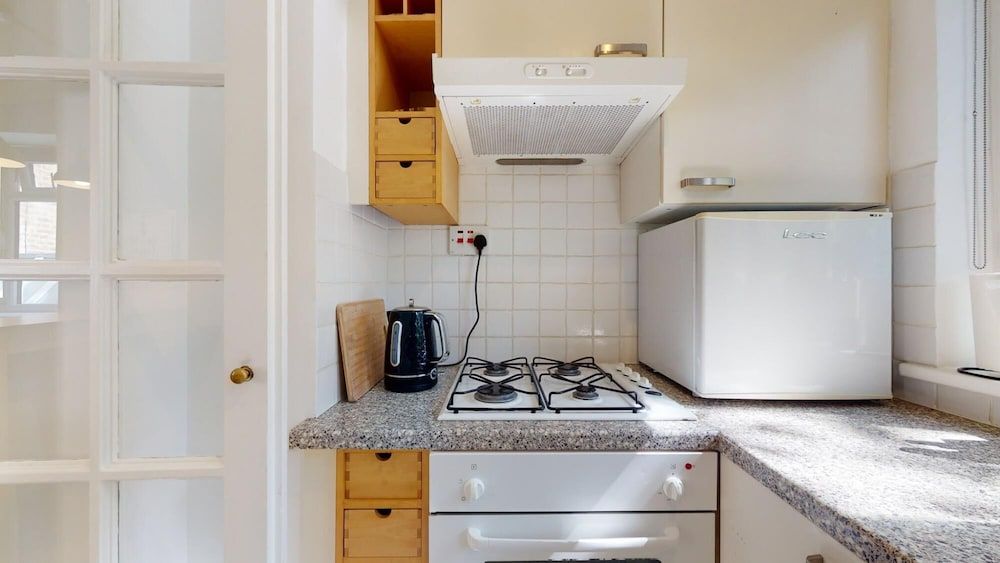 1 Bedroom Superior Apartment in Maida Vale Apartment 13