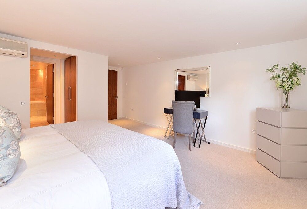 undefined Imperial House Kensington 4