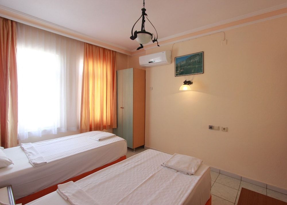 Twin Room, Balcony