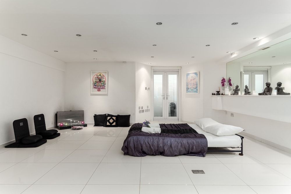 Holiday Lets London 1 Superior Studio, Ensuite (Iffley Flat 1) 3