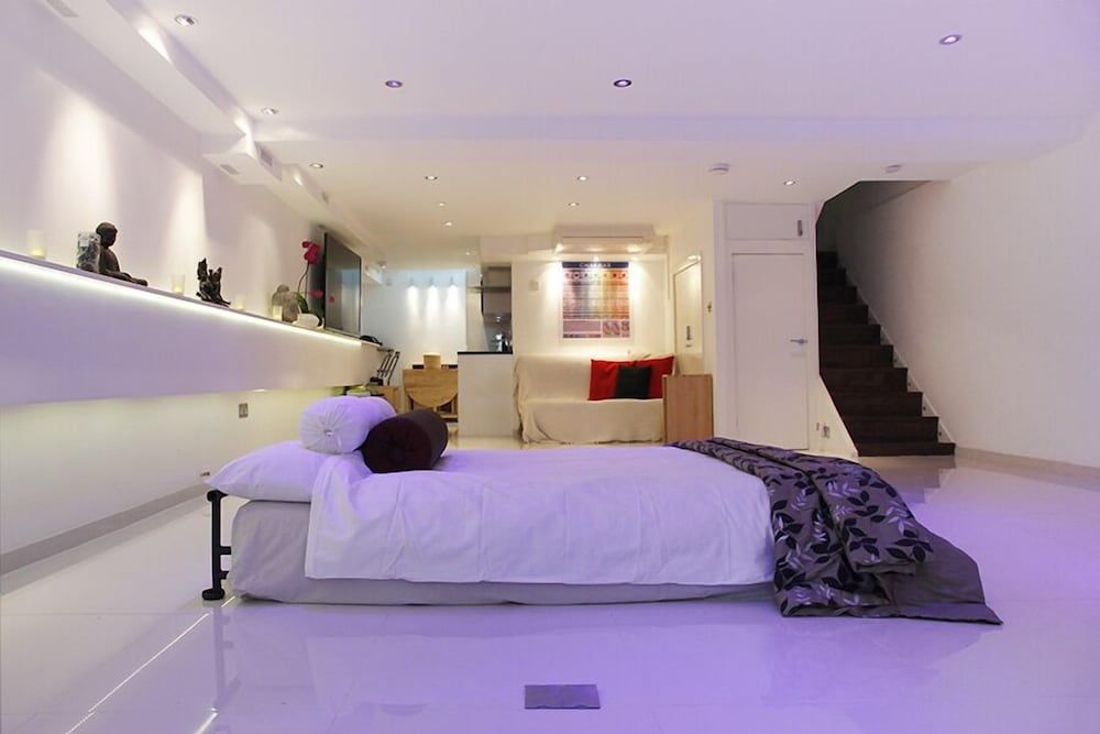 Holiday Lets London 1 Superior Studio, Ensuite (Iffley Flat 1) 8