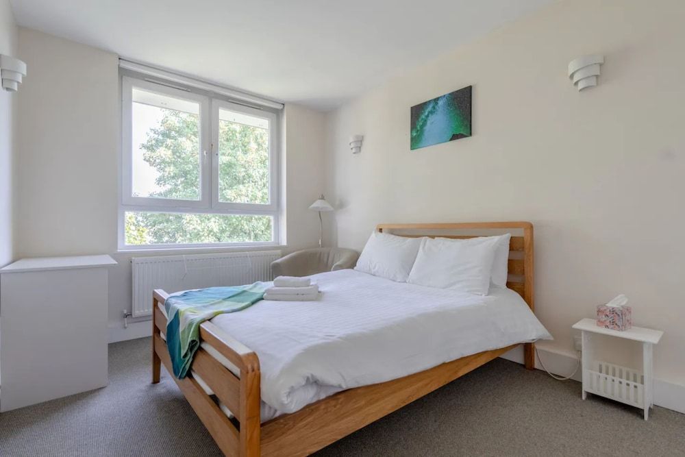 undefined Cosy 3 Bedroom Flat in North London 10