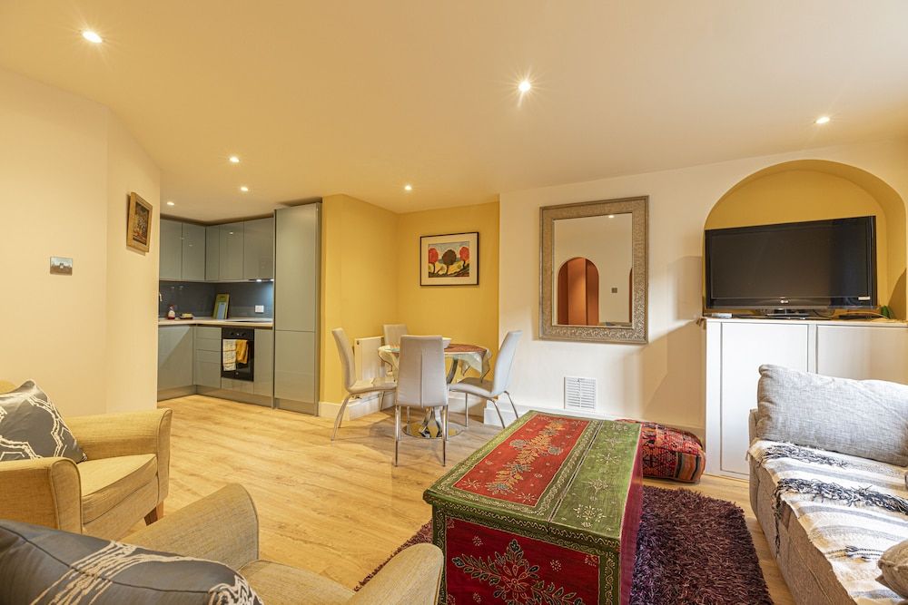 JOIVY Stylish 2 Bed Flat In Notting Hill Apartment, 2 Bedrooms 12