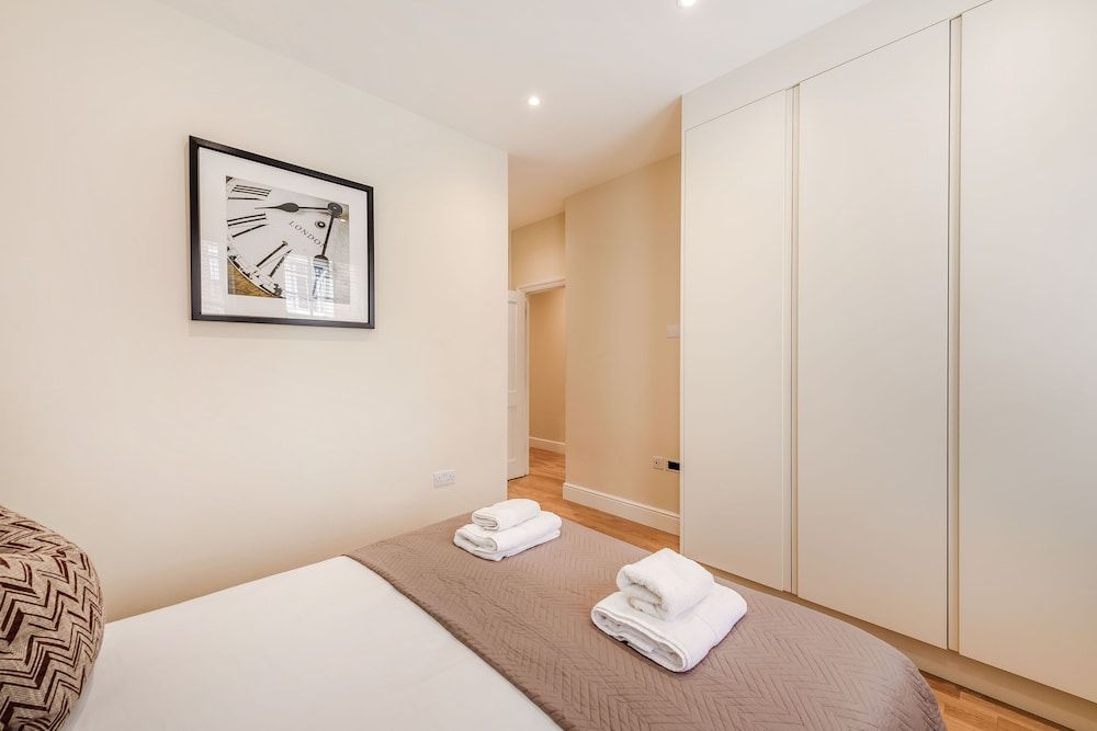 undefined Hamlet Gardens Apartments 8