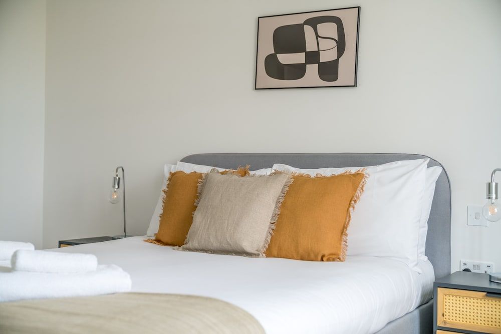 JOIVY Spectacular 3-Bed Flat Near Holland Park Apartment, 3 Bedrooms 11