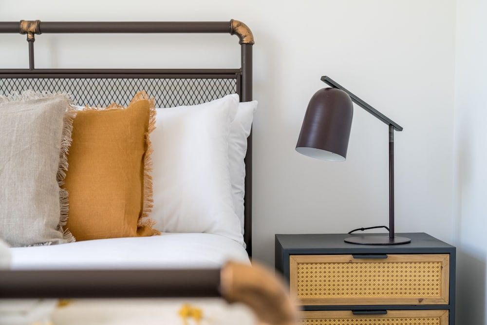 JOIVY Spectacular 3-Bed Flat Near Holland Park Apartment, 3 Bedrooms 9