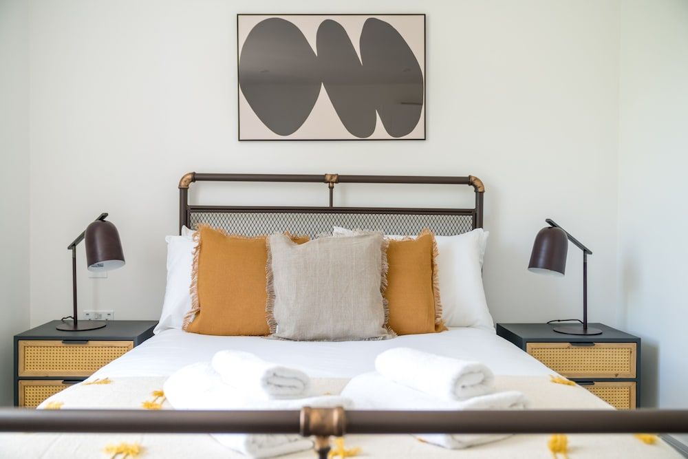 JOIVY Spectacular 3-Bed Flat Near Holland Park Apartment, 3 Bedrooms 14