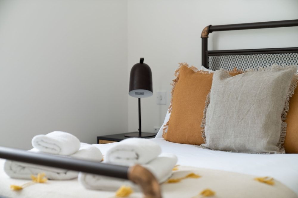 undefined JOIVY Spectacular 3-Bed Flat Near Holland Park 10