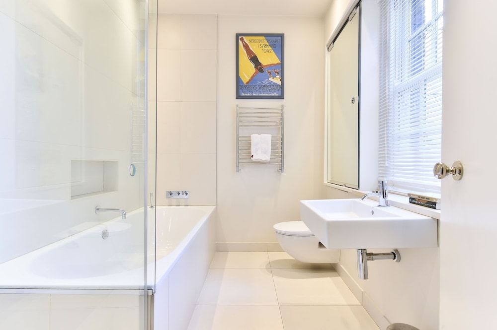 JOIVY Elegant 3 Bed Apt With Rooftop Terrace In Pimlico Apartment, 3 Bedrooms, Terrace 7