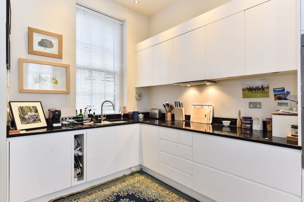 undefined JOIVY Elegant 3 Bed Apt With Rooftop Terrace In Pimlico 5