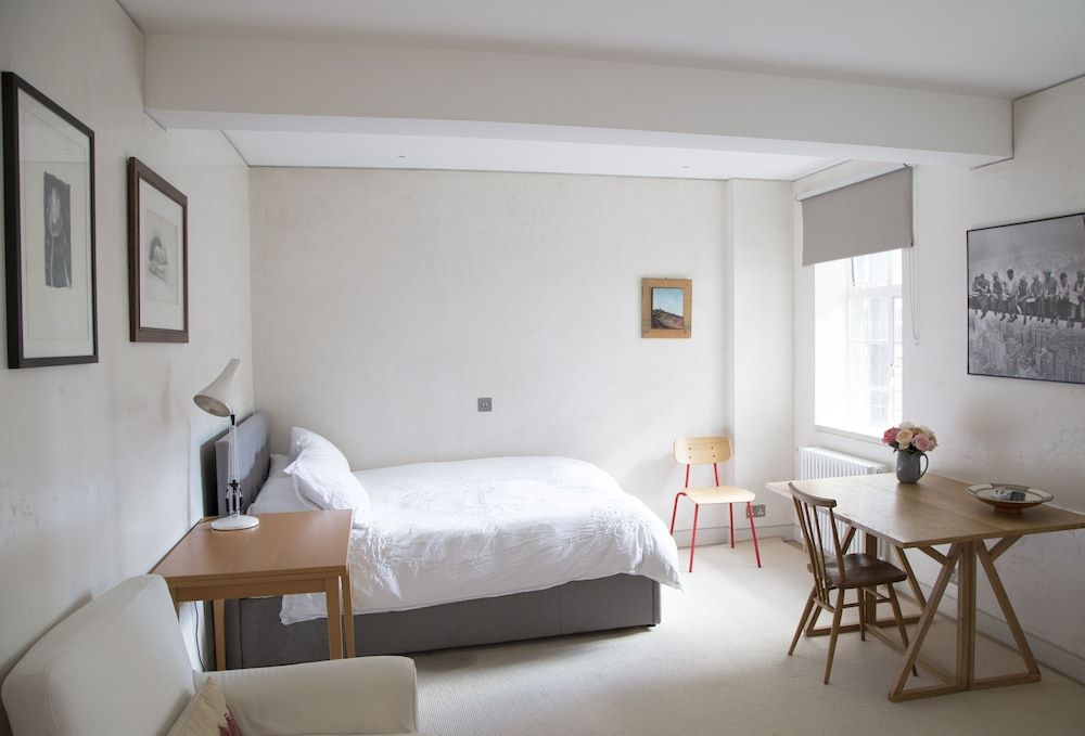 undefined JOIVY Renovated Studio - Heart Of Chelsea 4