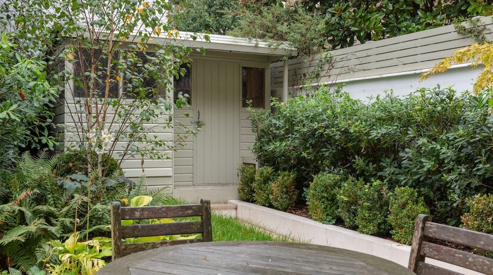 undefined JOIVY Elegant 3-Bed Flat W/ Private Garden In Notting Hill