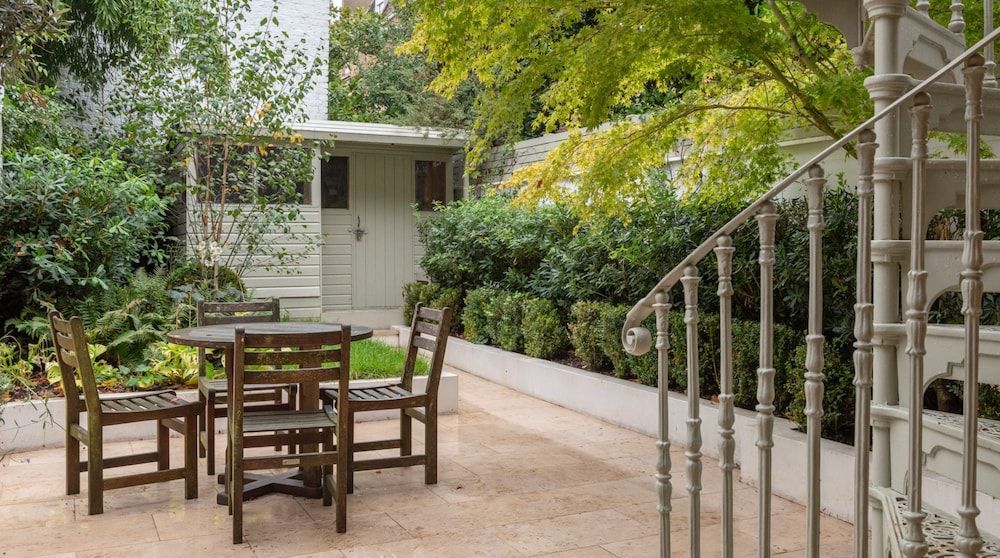 undefined JOIVY Elegant 3-Bed Flat W/ Private Garden In Notting Hill 8