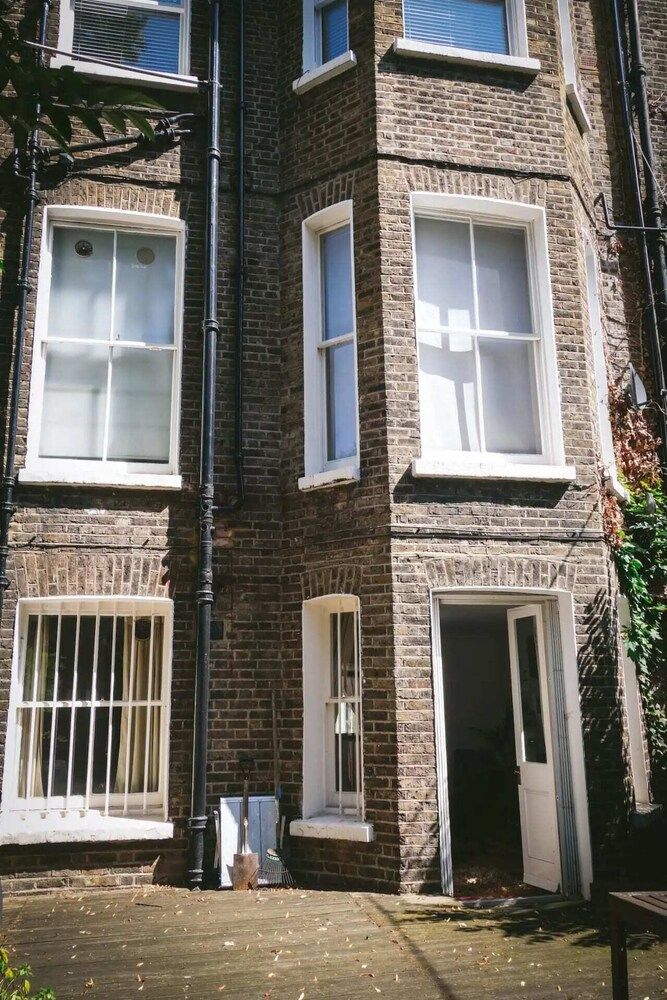 undefined Charming 1 Bedroom Flat in Brook Green