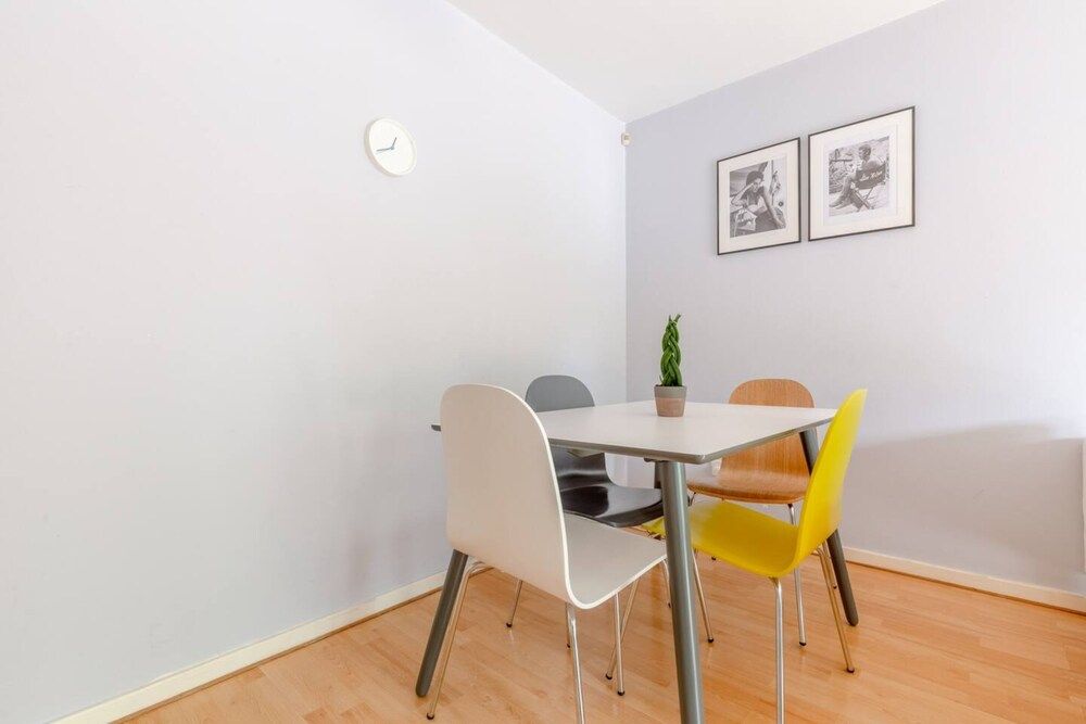 undefined Spacious 1 Bedroom Apartment in Bermondsey 5