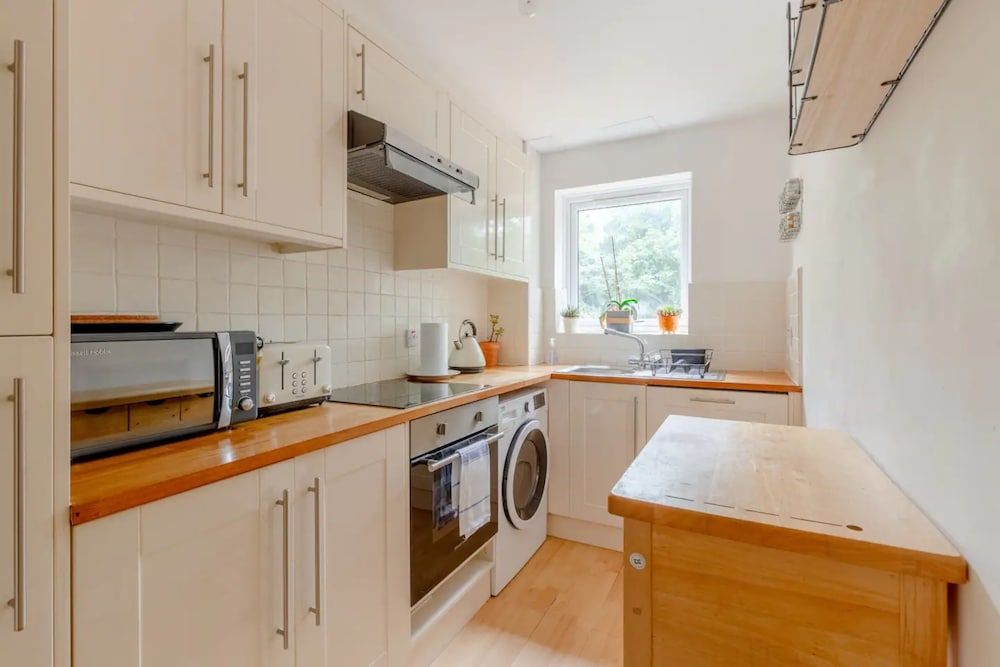 undefined Spacious 1 Bedroom Apartment in Bermondsey 4