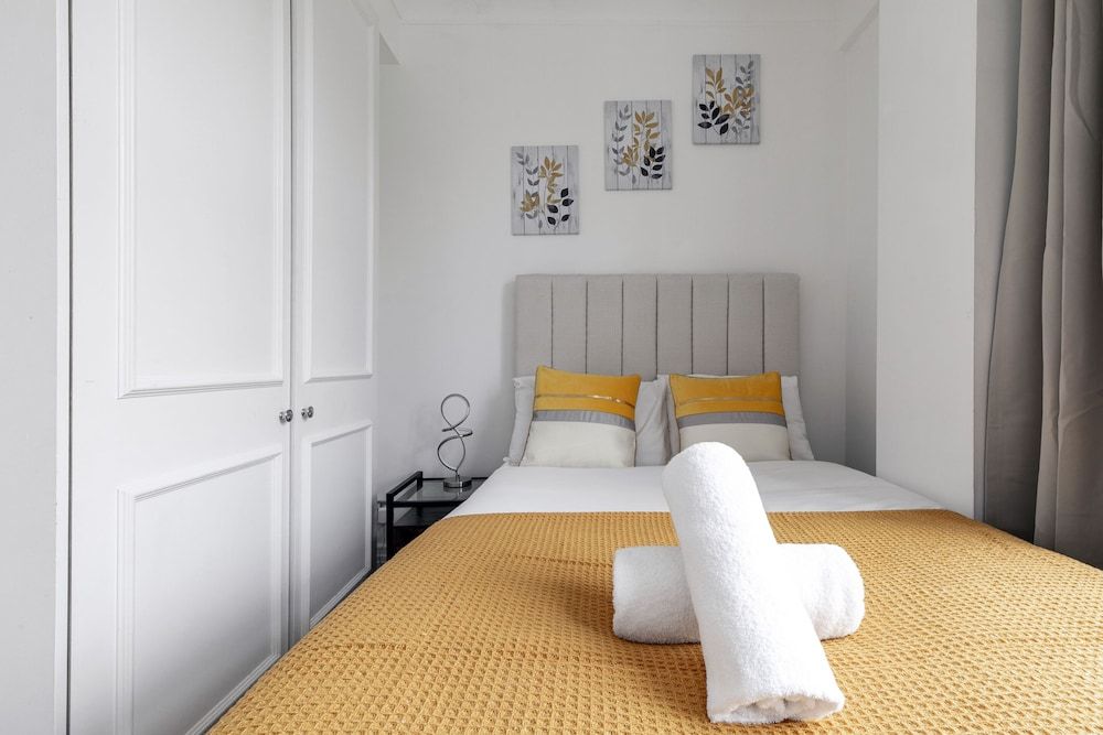 undefined Marble Arch Apartments 8