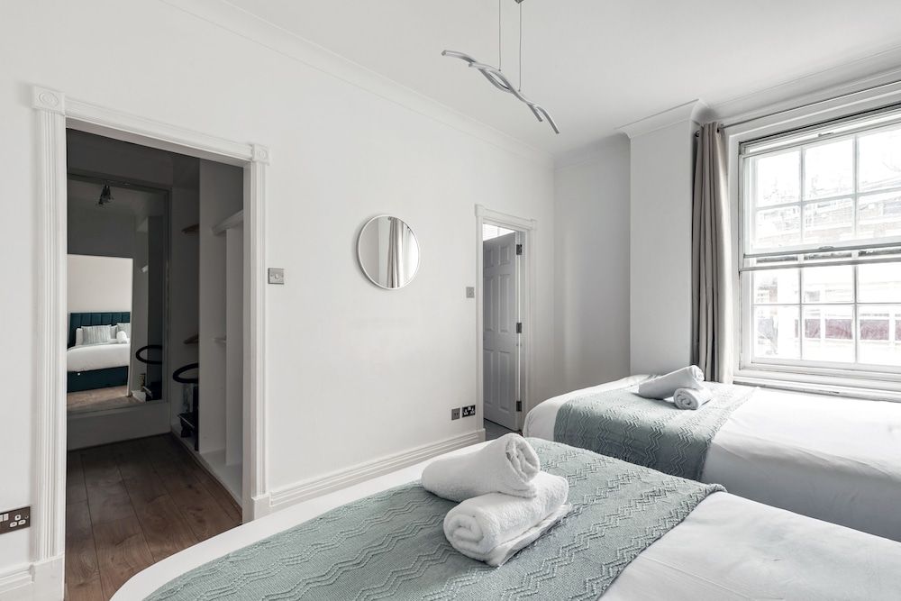 Marble Arch Apartments Family Apartment, Ensuite, City View 23