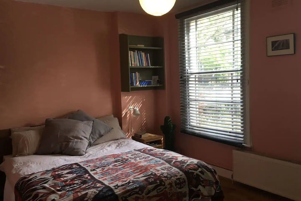 undefined Stylish 1 Bedroom Apartment in Vibrant London Fields