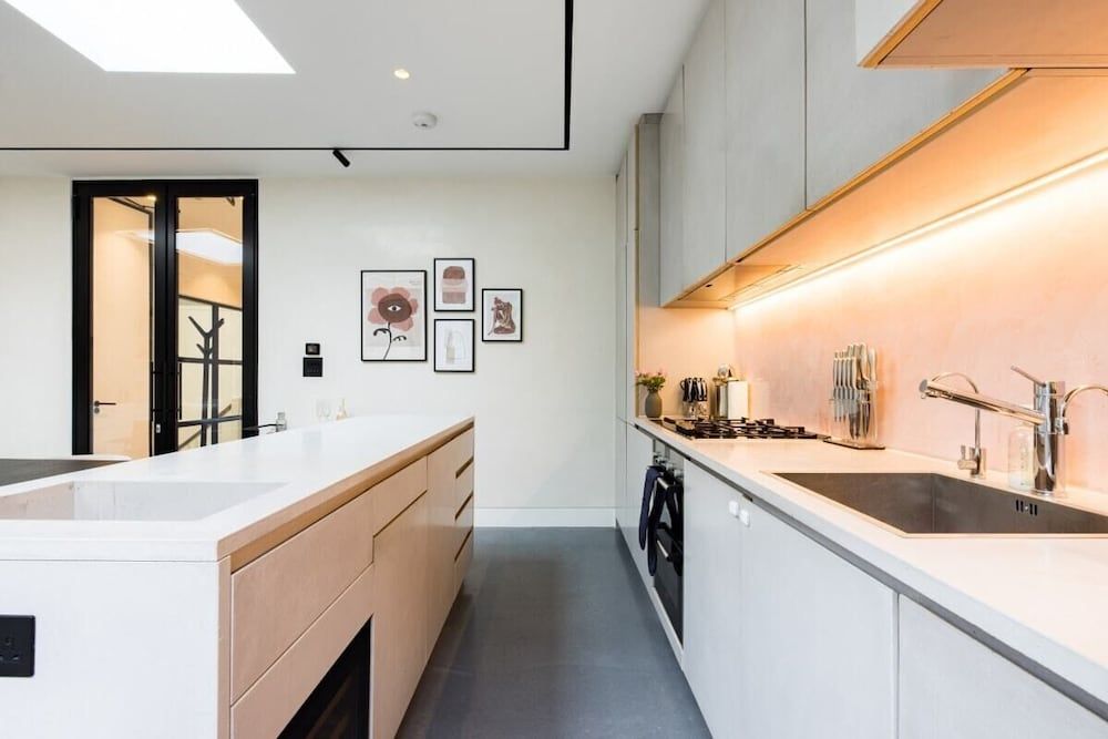 The Camden Arms - Bright and Charming 2bdr Flat Apartment (2 Bedrooms) 4