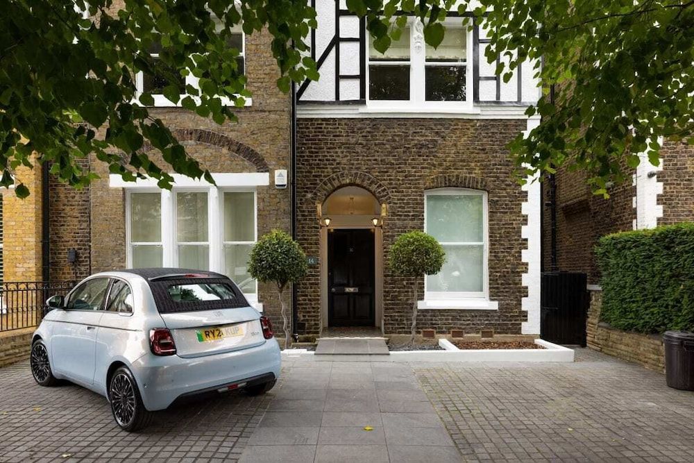 undefined The Camden Arms - Bright and Charming 2bdr Flat