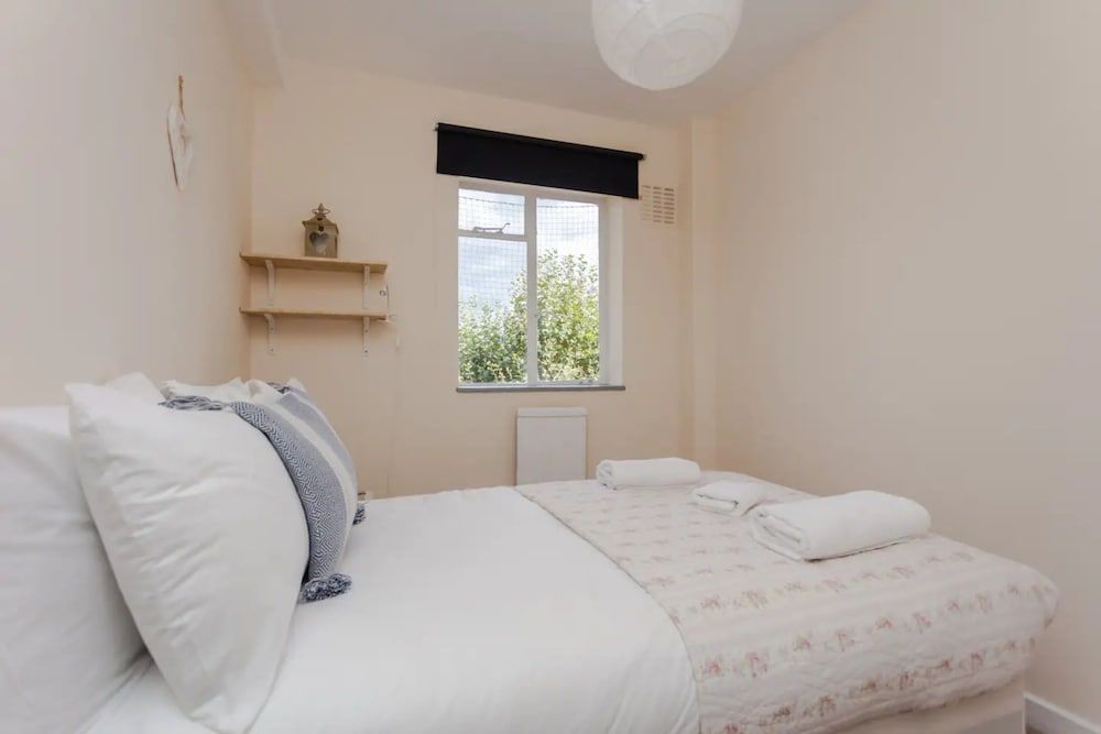 undefined Spacious 2 Bedroom Apartment Near Hampstead Heath 4
