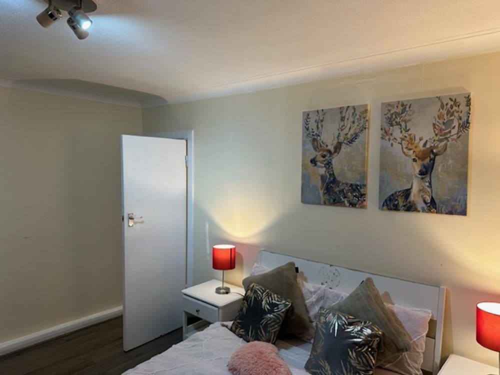 undefined Superb 1-bed Private Family Apartment in Centre 2